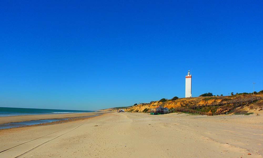 playa-huelva-matalazcañas-niños-viajarenfamilia-doñana-naturaleza