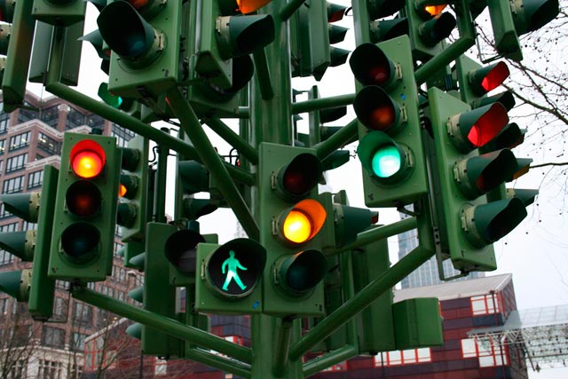 Traffic-Light-Tree-monumentos-curiosios