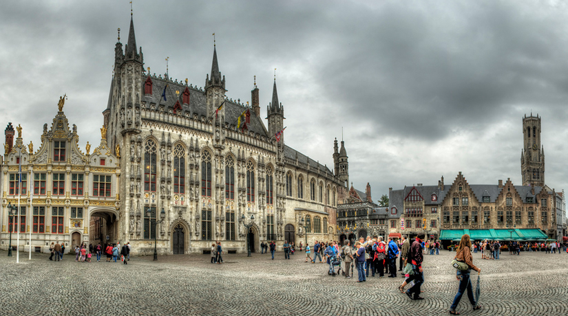 plaza Burg ayuntamiento